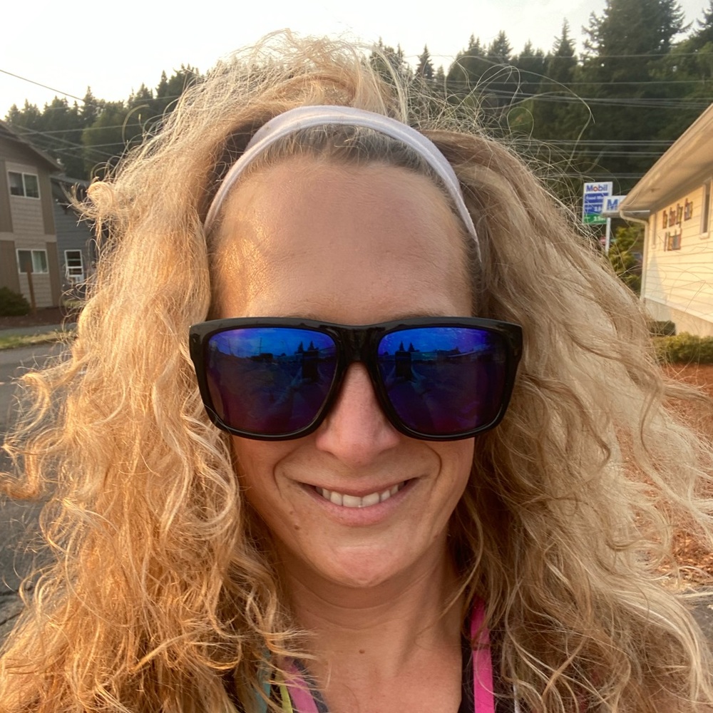 Meet your Posher, Stacy